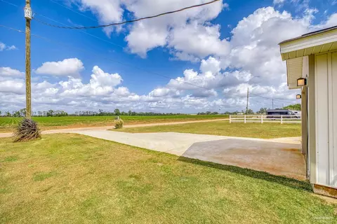 Exterior - 3517 Godwin Rd, Jay, FL 32565 photo 11 of 22