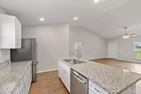 Kitchen - 3517 Godwin Rd, Jay, FL 32565 photo 2 of 6