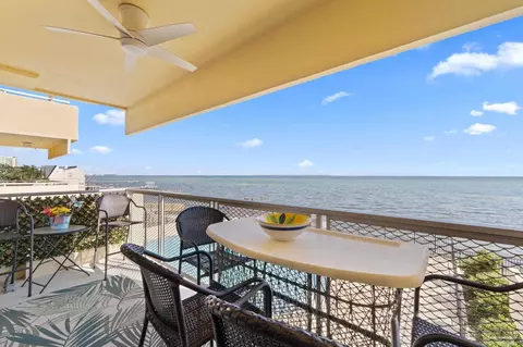 825 Bayshore Dr #208, Pensacola, FL 32507