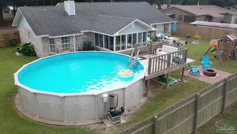 2545 Dunn St, Pensacola, FL 32526