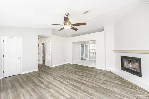 Living - 7464 Johnson Rd, Milton, FL 32583 photo 1 of 1