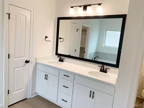 Bath - 5368 Adeline Cir 10-a #10-A ( ), Pace, FL 32571 photo 1 of 4