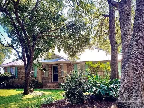 6559 Comares Ave, Milton, FL 32583 photo 2