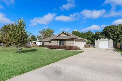 8354 Segura St, Navarre, FL 32566