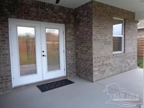 Exterior - 4149 Upper Walk Ln, Milton, FL 32583 photo 3 of 11