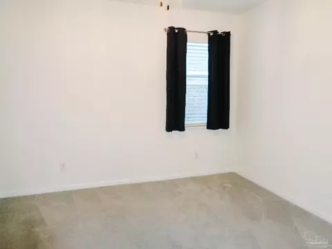 Bedroom - 4149 Upper Walk Ln, Milton, FL 32583 photo 4 of 5