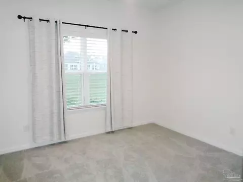 Bedroom - 4149 Upper Walk Ln, Milton, FL 32583 photo 2 of 5