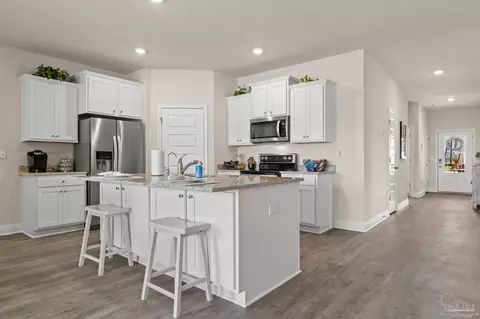 Kitchen - 4902 Mallard Ct, Pace, FL 32571 photo 3 of 3