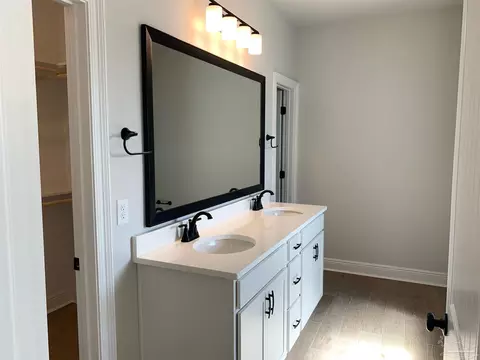 Bath - 5362 Adeline Cir 11-a #11-A ( ), Pace, FL 32571 photo 1 of 2