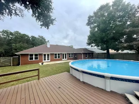 5763 Juergen Way, Milton, FL 32570