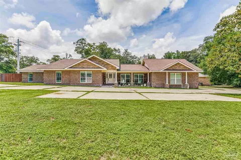 9775 Noriega Dr, Pensacola, FL 32514