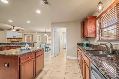 Kitchen - 4689 Belvedere Cir, Pace, FL 32571 photo 6 of 7