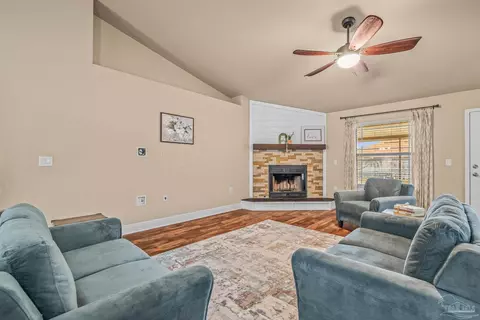 Living - 4689 Belvedere Cir, Pace, FL 32571 photo 3 of 3