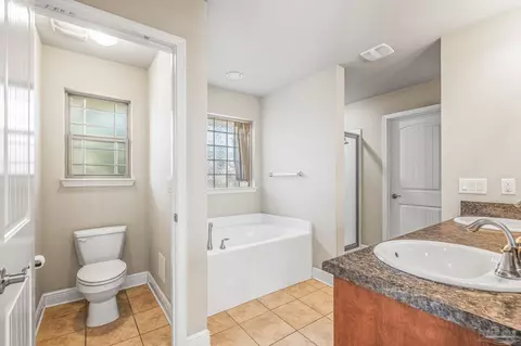 Bath - 4689 Belvedere Cir, Pace, FL 32571 photo 1 of 5
