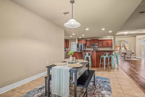 Dining - 4689 Belvedere Cir, Pace, FL 32571 photo 4 of 4