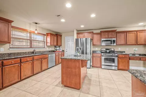 Kitchen - 4689 Belvedere Cir, Pace, FL 32571 photo 2 of 7