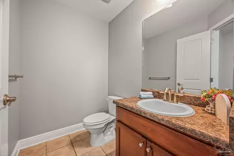 Bath - 4689 Belvedere Cir, Pace, FL 32571 photo 5 of 5