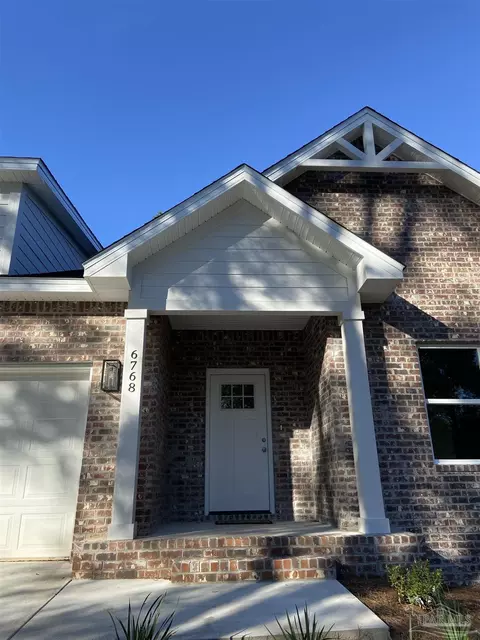 6768 Contentment St, Milton, FL 32583 photo 2