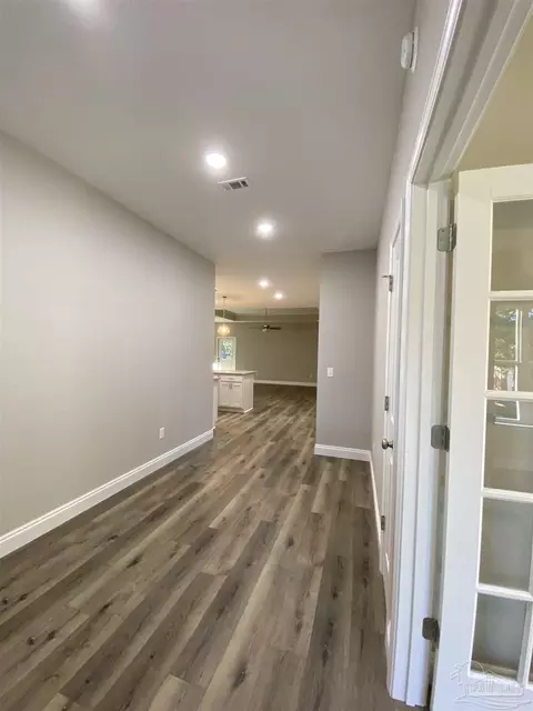 6768 Contentment St, Milton, FL 32583 photo 3