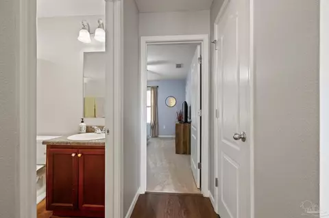 Entry Way - 5432 Turbine Way, Pace, FL 32571 photo 5 of 5