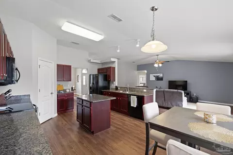 Kitchen - 5432 Turbine Way, Pace, FL 32571 photo 4 of 5