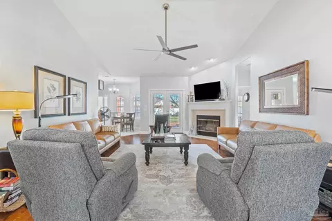 204 Newberry St, Cantonment, FL 32533 photo 7