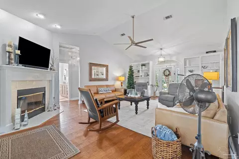 204 Newberry St, Cantonment, FL 32533 photo 9