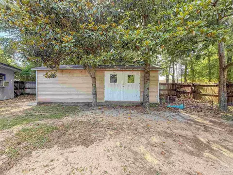 Exterior - 6668 Maple St, Milton, FL 32570 photo 4 of 4