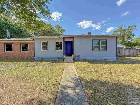 Exterior - 6668 Maple St, Milton, FL 32570 photo 2 of 4
