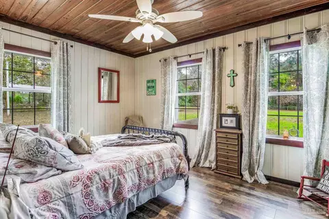 110 Glover Rd, Century, FL 32535 photo 25