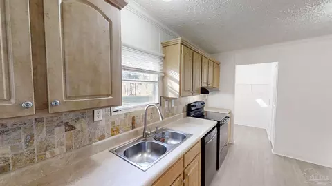 5063 Bodega Dr, Milton, FL 32583 photo 7