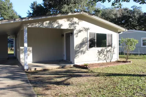 4670 Poinciana Dr, Pensacola, FL 32526