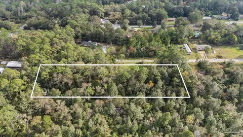802 Benjulyn Rd, Cantonment, FL 32533 photo 6