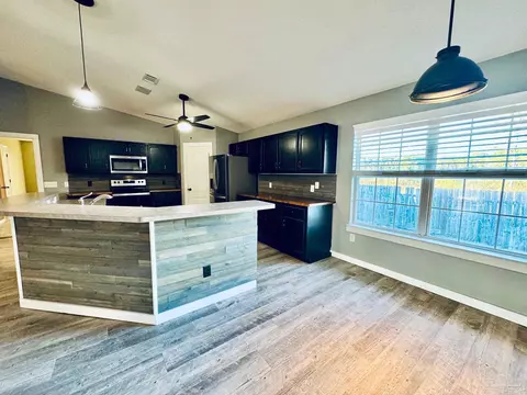 5760 Farrel Way, Milton, FL 32583 photo 8