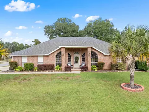 5495 Heatherton Rd, Milton, FL 32570