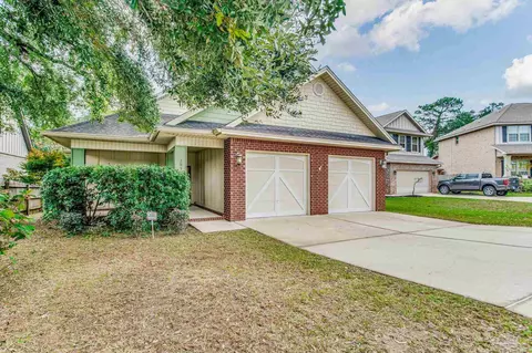 795 Farmington Rd, Pensacola, FL 32504