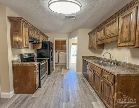 Kitchen - 6263 Anderson Ln, Milton, FL 32570 photo 1 of 1