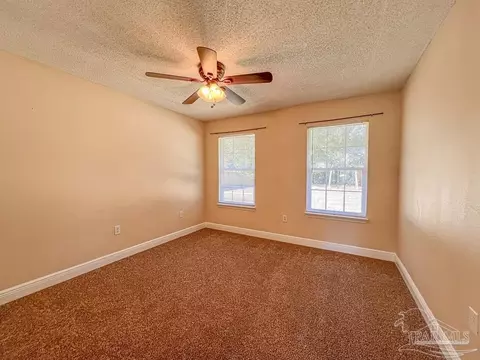 Bedroom - 6263 Anderson Ln, Milton, FL 32570 photo 5 of 6
