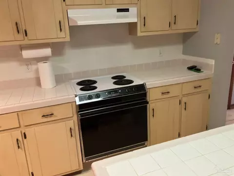 Kitchen - 5105 Bradford Dr, Pace, FL 32571 photo 2 of 4