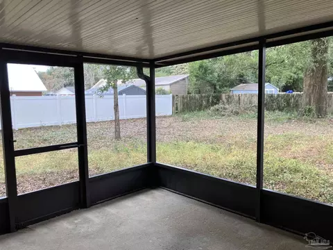 Exterior - 5105 Bradford Dr, Pace, FL 32571 photo 8 of 10