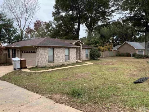 Exterior - 5105 Bradford Dr, Pace, FL 32571 photo 2 of 10