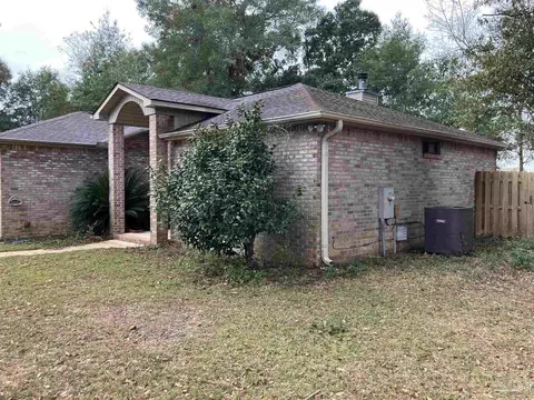Exterior - 5105 Bradford Dr, Pace, FL 32571 photo 3 of 10