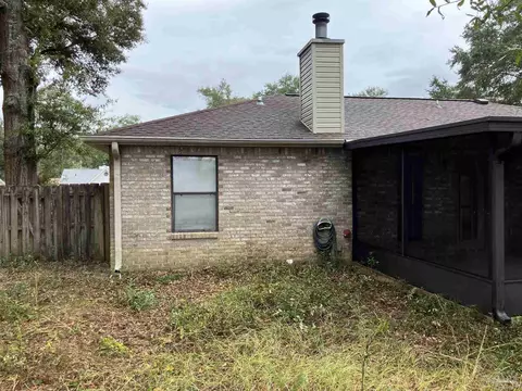 Exterior - 5105 Bradford Dr, Pace, FL 32571 photo 7 of 10