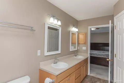 4885 Spencer Oaks Blvd, Pace, FL 32571 photo 15