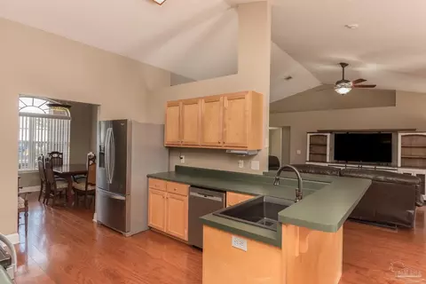 4885 Spencer Oaks Blvd, Pace, FL 32571 photo 11