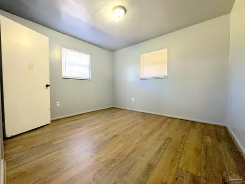 Bedroom - 6442 Julia Dr, Milton, FL 32570 photo 3 of 3