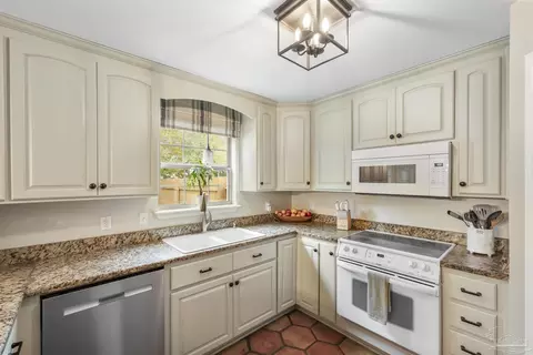 Kitchen - 6022 Wyndi Way, Pace, FL 32571 photo 3 of 6