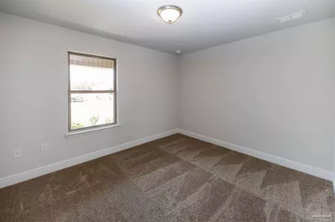 Bedroom - 6191 Pineapple Dr, Milton, FL 32570 photo 3 of 5