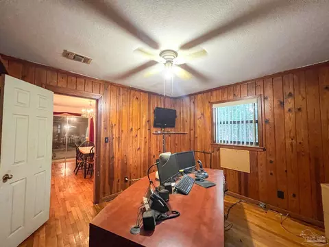 5457 Byrom St, Milton, FL 32570 photo 13