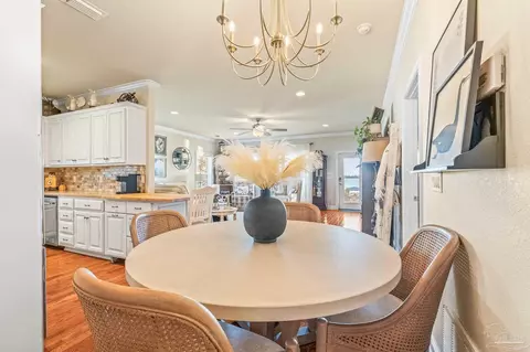 Dining - 7691 Petersen Pt Rd, Milton, FL 32583 photo 1 of 5